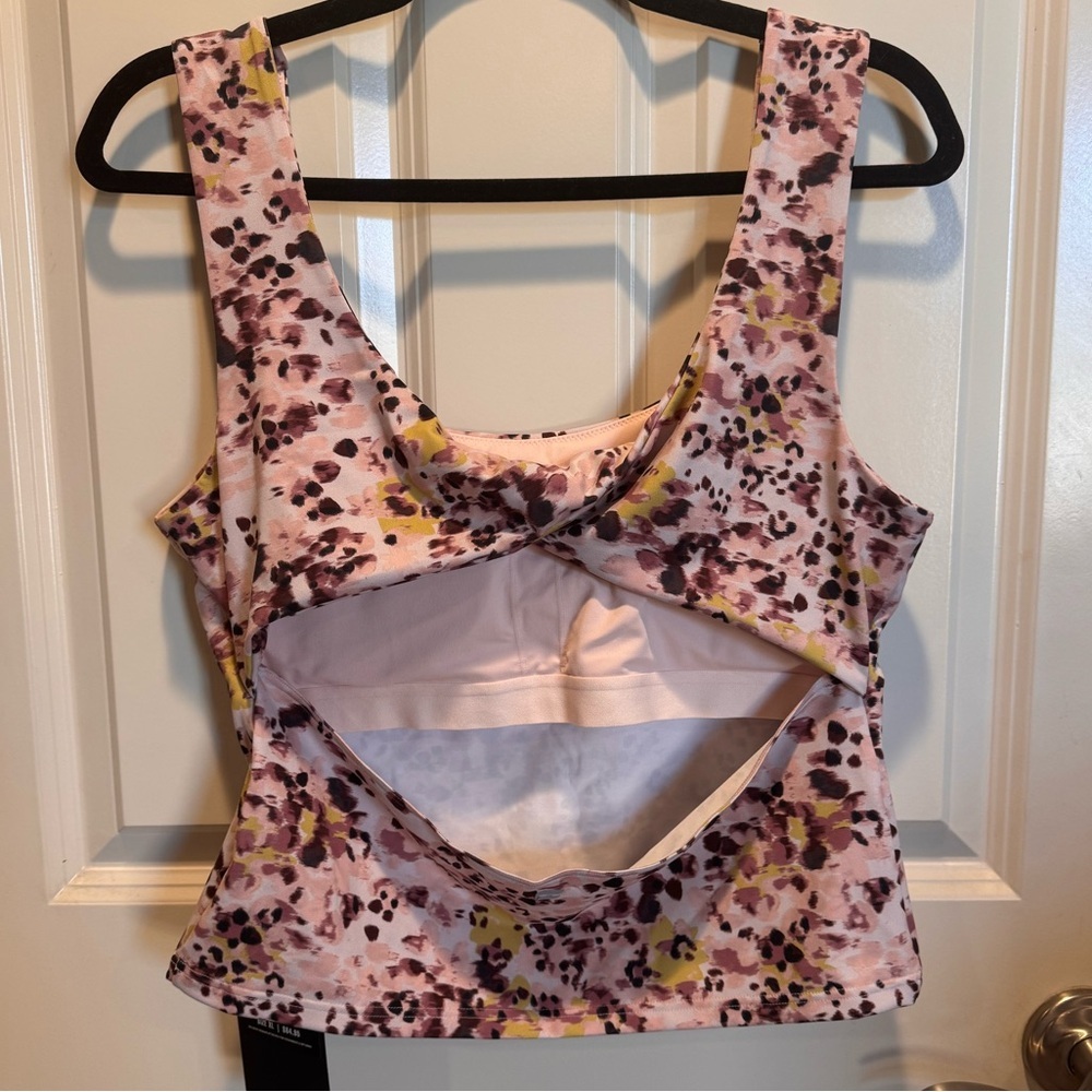 Fabletics Bra Tank Bundle set 3 - Picture 2 of 9
